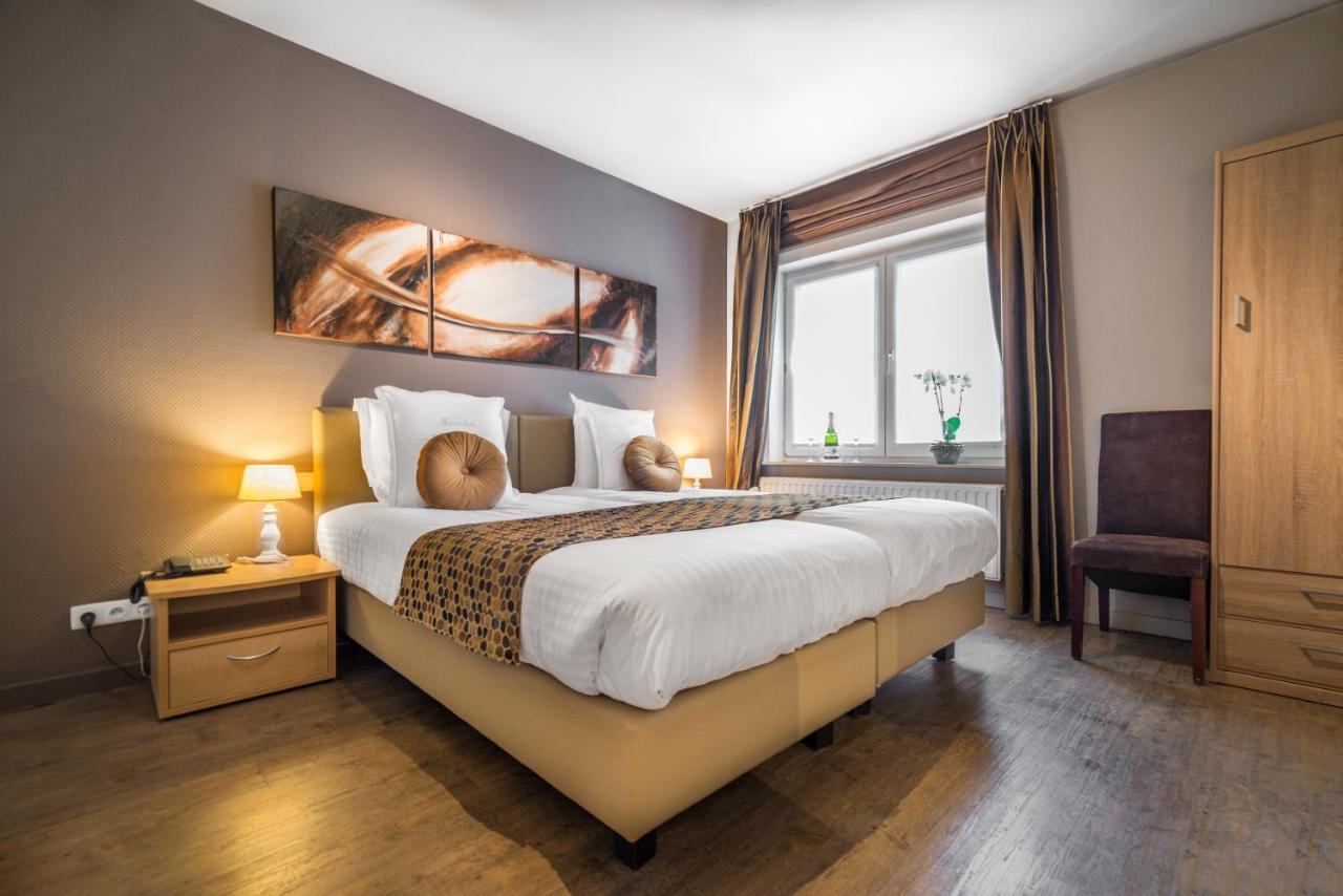 ברוז' Hotel Maraboe מראה חיצוני תמונה
